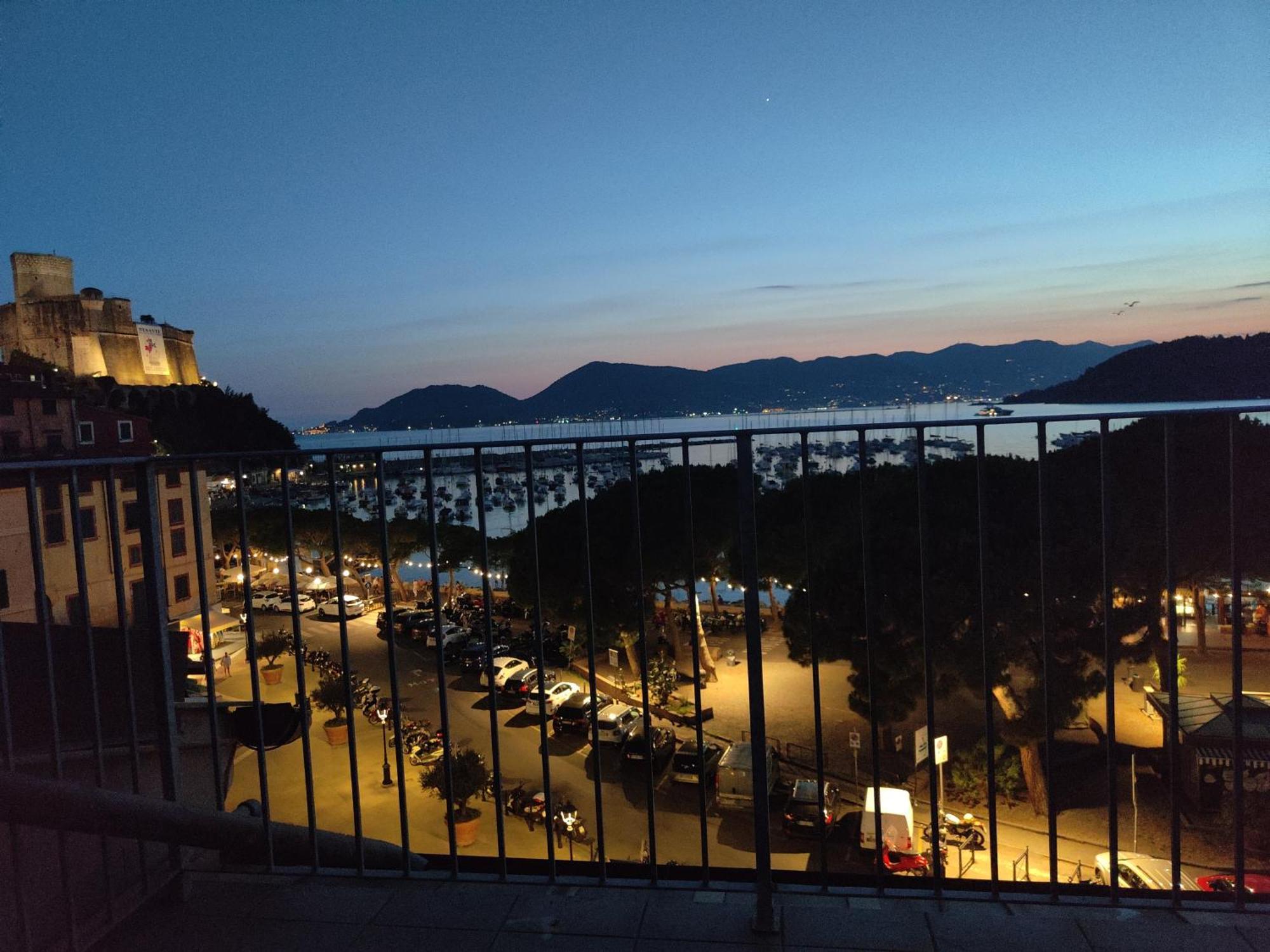 La Soffitta Sul Golfo Apartment Lerici Exterior photo